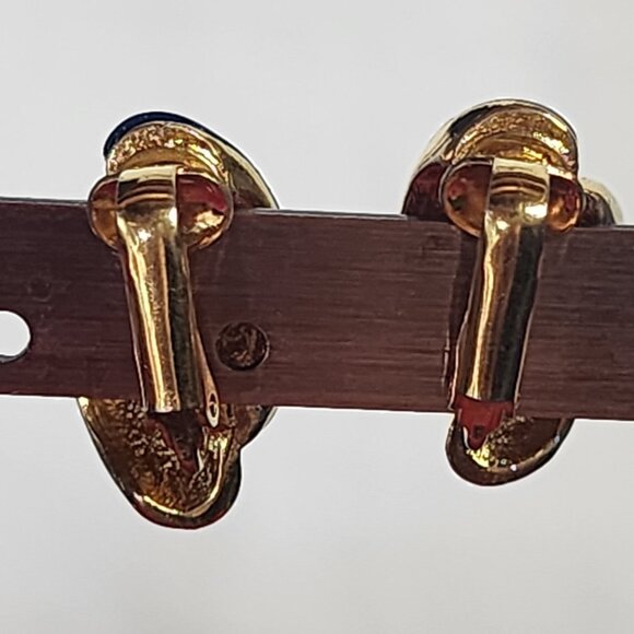 Avon Vintage Blue Enamel and Gold Tone Petite Magnetic Clip on 1" x 1" Earrings - Picture 10 of 16
